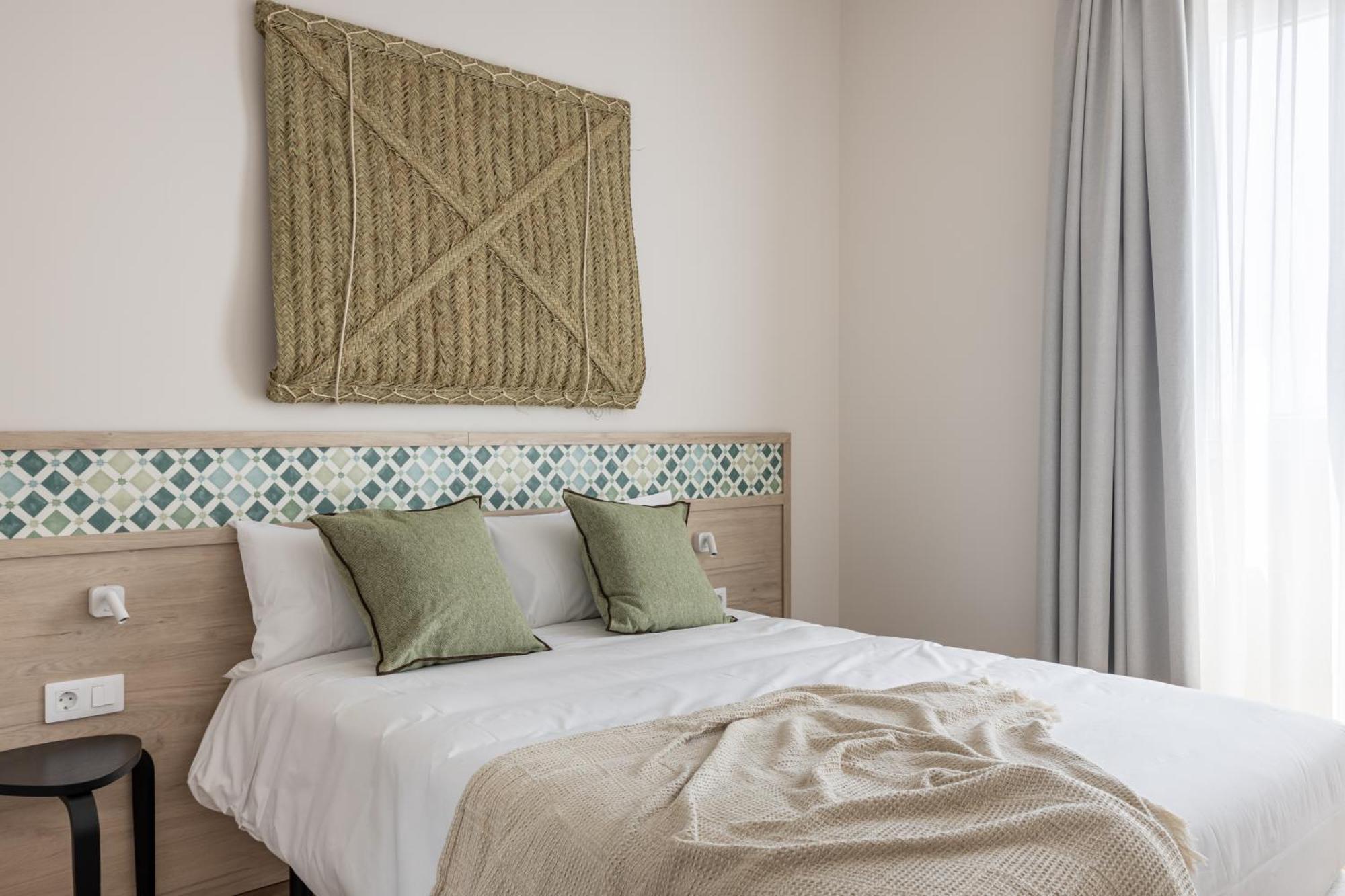 Libere Cordoba Tendillas Rum bild